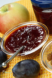 Frische Pflaumenmarmelade