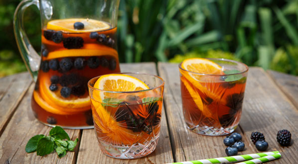 Die Bowle – fruchtiges Rezept mit Sekt, Wein &amp; Co. | Chefkoch.de Magazin