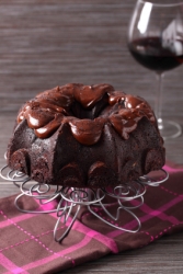Schokogugelhupf mit Rotwein