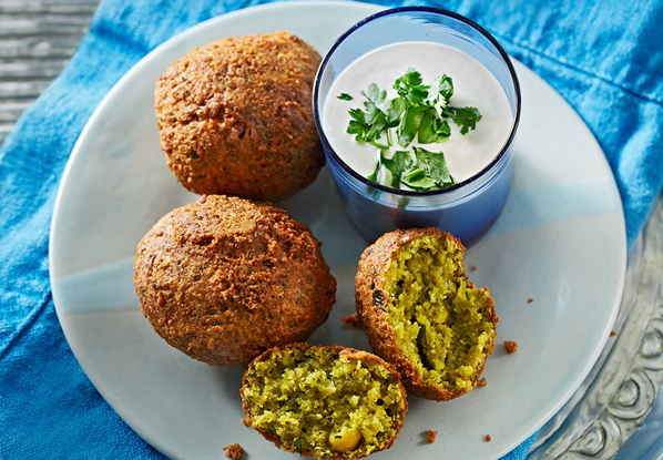 Falafel – Köstliche Kichererbsenbällchen zu Hause | Chefkoch.de