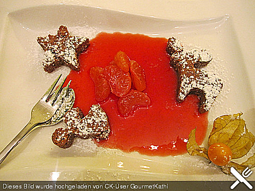 Lebkuchenküchlein mit Gewürzclementinen und Himbeerreduktion Lebkuchenküchlein mit Gewürzclementinen und Himbeerreduktion