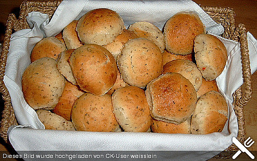 Petras geniale Kr&auml;uter - Chili Br&ouml;tchen