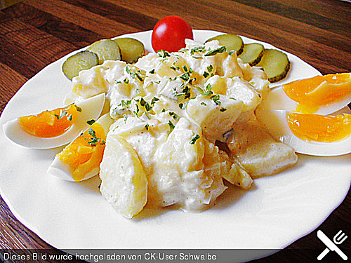 Omas bester Kartoffelsalat mit Mayonnaise Omas bester Kartoffelsalat mit Mayonnaise