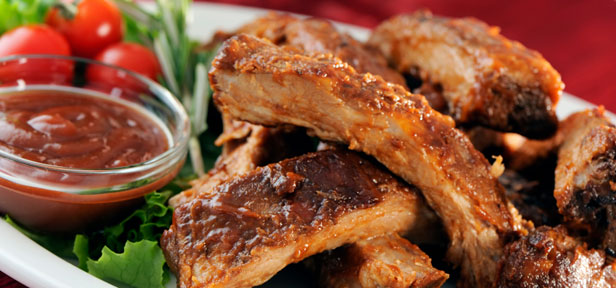 Barbecue: Spareribs, Chicken Wings, BBQ-So�e und Co