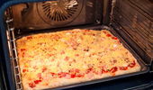 Leicht: Pizzateig selber machen
