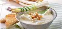 Spargelsuppe � cremiger Star der Spargelzeit