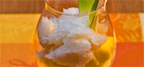 Caipirinhasorbet mit Ananas