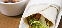 Chicken Wrap mit Gem�se, Guacamole