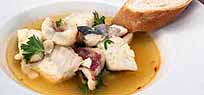 Bouillabaisse mit Sauce Rouille und Baguette