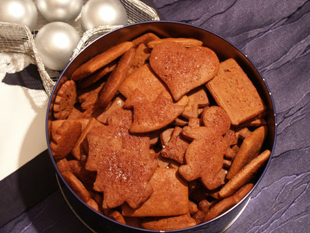 Omas Lebkuchenteig ansetzen Dezember backen 2750079082