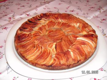 Amarettini-Knusperkuchen mit &Auml;pfeln von maunckerl