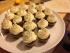 meine ersten cupcakes im miniformat ... schoko-schoko-boden mit bananen-topping