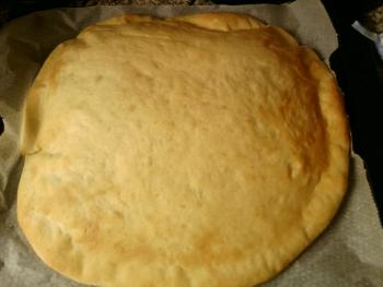 Fertig gebackenes Naan