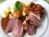 Widschweinfilet mit Hagebutten-Heidelbeerso�e