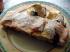 Erdbeer-Rhabarber-Strudel mit Vanilleeis