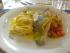 Gebratenes Wolfsbarschfilet mit Safranso&szlig;e, Parikagem&uuml;se und Bandnudeln
