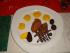 Dessert: Mousse au Chocolat an Schokofr�chten und Mangop�ree