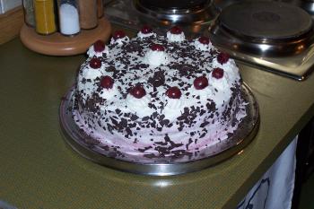 Schwarzw&auml;lder Kirschtorte (Meine allererste selbstgemachte Torte)