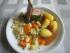 Schweinefilet und Sparerips mit Kartoffeln, Gem&uuml;se und Sauce