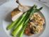 Supreme von der Poulade mit gr�nem Spargel und Tomaten-Oliven-Risotto