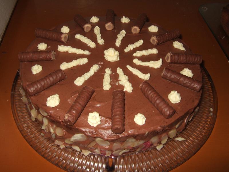 Himbeer Nougat Crunch Torte — Rezepte Suchen