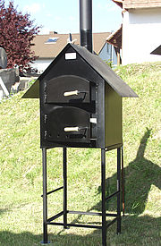 Holzbackofen, Steinofen, Grill und R&auml;ucherofen