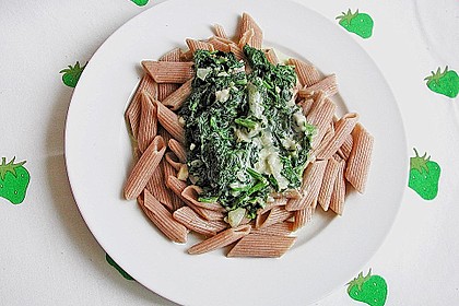 Penne mit Spinat-Gorgonzola-Sauce 2