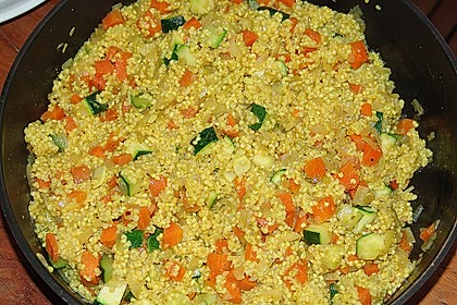 Hirsepfanne mit Joghurtsoße 17