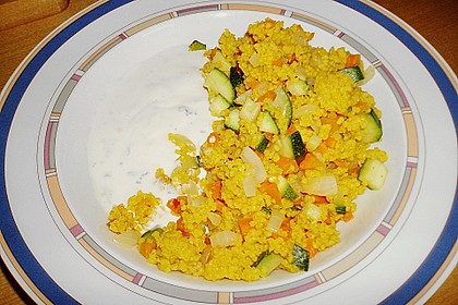 Hirsepfanne mit Joghurtsoße 31