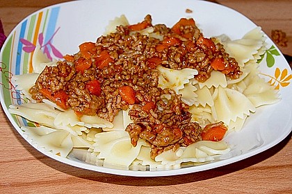 Spaghetti mit Hackfleisch-M&ouml;hrensauce 2