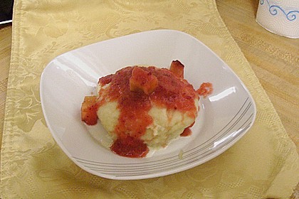Gef&uuml;llte Dampfnudeln 1