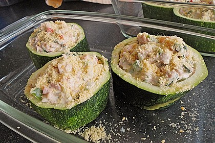 Zucchini-Schiffchen 9