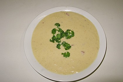 Blumenkohl-K&auml;se-Suppe
