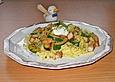 Sp&auml;tzle mit Puten-Zucchini-Ragout