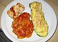 Gef&uuml;llte Zucchini mit Kartoffel-Zwiebel-P&uuml;ree