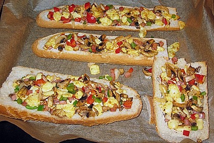 Pikant gef&uuml;lltes Stangenwei&szlig;brot 1