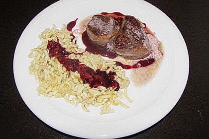 Hirschsteaks mit Johannisbeerso&szlig;e 5