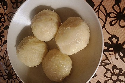Th&uuml;ringer Kl&ouml;&szlig;e 8