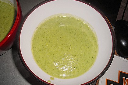 Brokkolicremesuppe 3