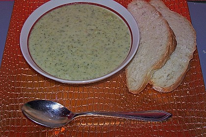 Brokkolicremesuppe 4