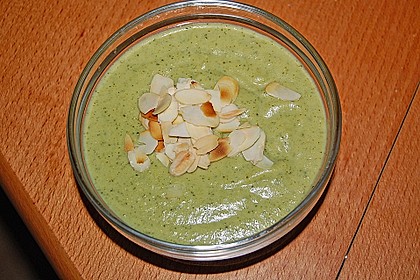 Brokkolicremesuppe 10