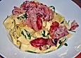 Bandnudeln mit Rucola und Speck