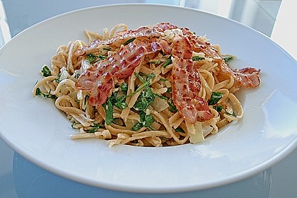 Bandnudeln mit Rucola und Speck 1