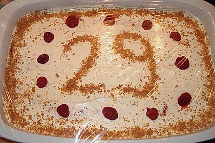 Erdbeer-Tiramisu 65