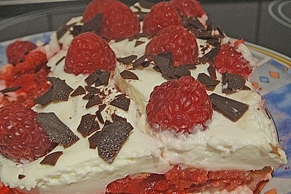 Erdbeer-Tiramisu 81