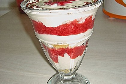 Erdbeer-Tiramisu 37