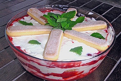 Erdbeer-Tiramisu 35