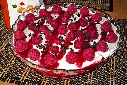 Erdbeer-Tiramisu 43