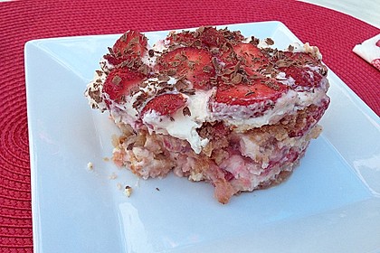 Erdbeer-Tiramisu 68