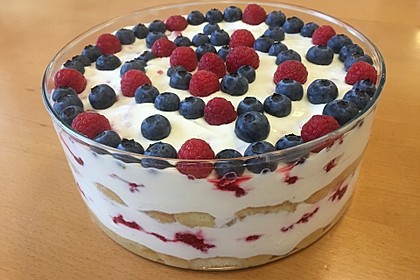 Erdbeer-Tiramisu 23